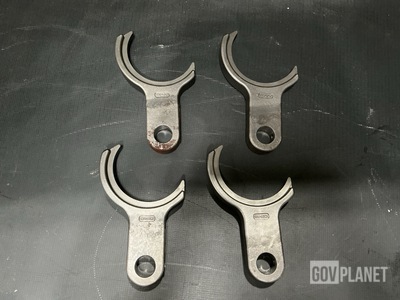 (38) Oshkosh 55042CX Vehicular Shifter Forks