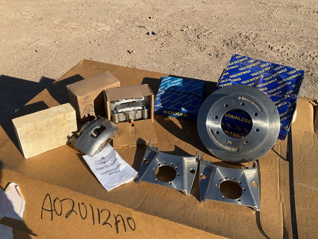(3) Kodiak Trailer Disc Brakes & (25) Refractory Bricks
