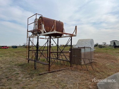 Quantity of (2) Westeel 500 gal خزان وقود