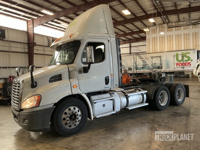 2012 Freightliner CA113 6x4 3-Achs Sattelzugmaschine