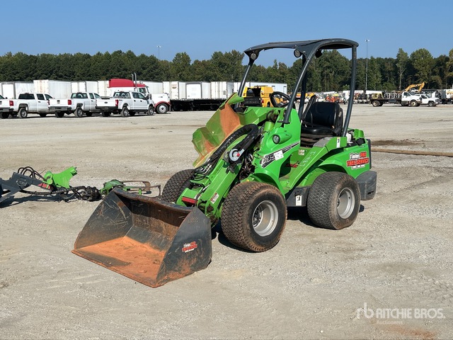 2022 Avant 635 Mini Wheel Loader (Inoperable) | Ritchie Bros. Auctioneers