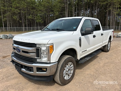 2017 Ford F-250 XLT 4x4 Crew Cab Ophalen