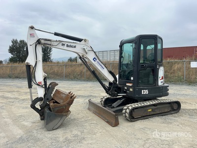 2017 Bobcat E35 Mini Excavator