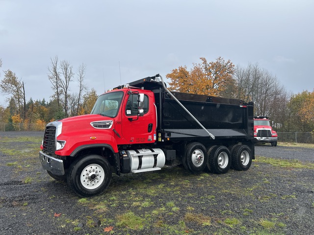 2015 Freightliner 114SD 8x4 Tri/A Dump Truck