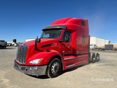 2023 Peterbilt 579 6x4 Sleeper Prime Mover