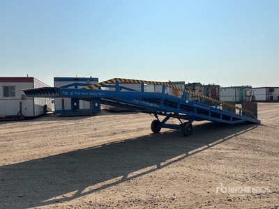 Mobile Hydraulic  LT 10 33 Ft Ramp