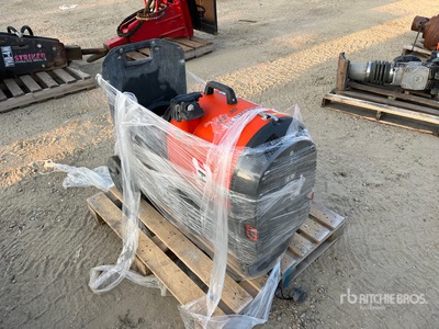 2022 Husqvarna DE120 Electric Dust Extractor Articoli da ferramenta e di consumo