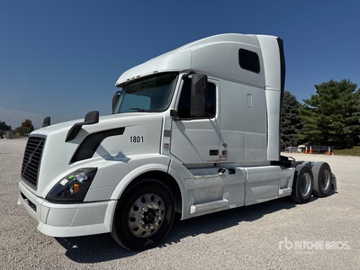2018 Volvo VNL 6x4 تراكتور شاحنة كابينة النوم (ثنائية المحور)