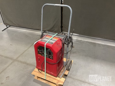 Lincoln Electric AC/DC Electric Arc Welder