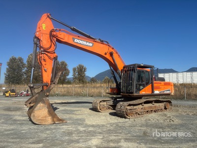 2018 Doosan DX350LC-5 Excavatrice sur chenilles