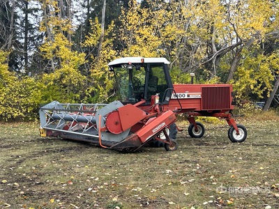 Hesston 8100 21 ft Swather Windrower