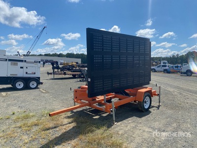 American Signal T331L Tablero de publicaciones
