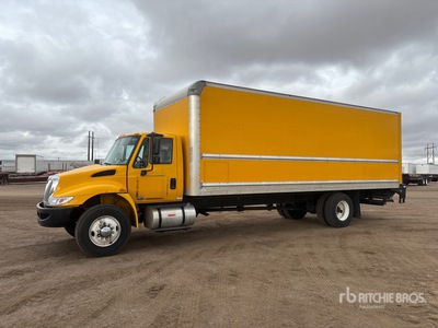 2018 International 4300 4x2 Van Truck