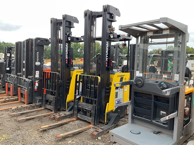 2016 Hyundai 20BRP-9 3450 lb Reach Truck