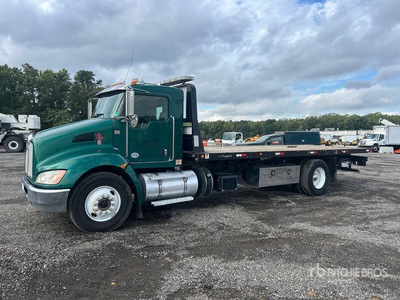 2016 Kenworth T300 4x2 شاحنة سحب مسطحة