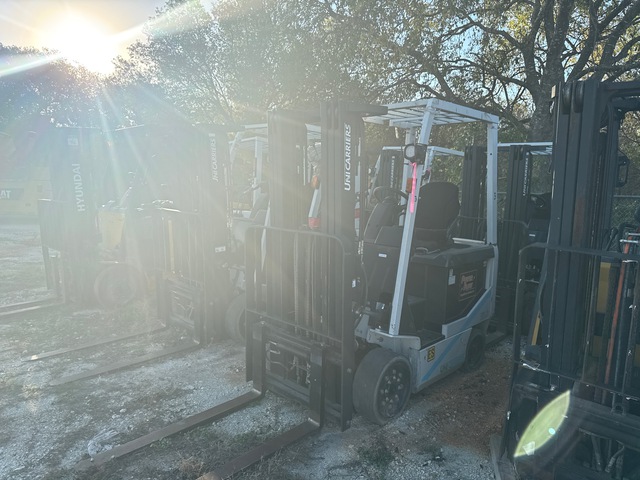 2019 UniCarriers MCT1B2L25S 3985 lb Electric Forklift