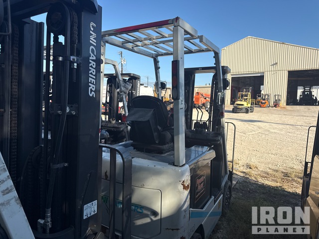 MONTACARGAS ELéCTRICO UNICARRIERS MCT1B2L25S