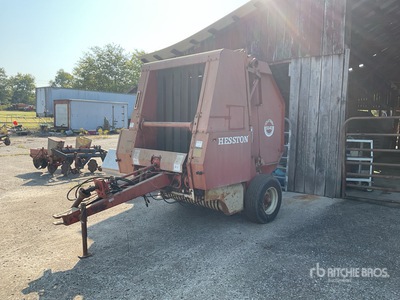 Heston R554 48 in Round Hay Baler