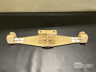 (14) Navistar Defense 3824744C1L Mounting Brackets