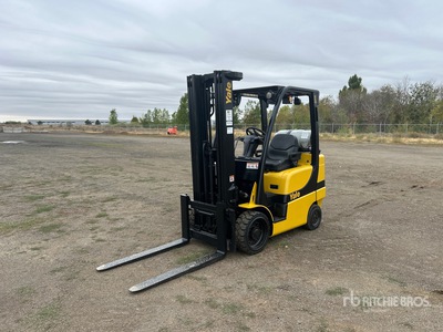 2013 Yale GLC060VX 5300 lb Pneumatic Tire Gabelstapler