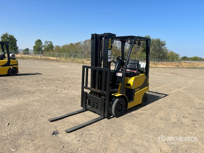 2019 Yale GLP030VXNEAE084 2800 lb Pneumatic Tire رافعة شوكية