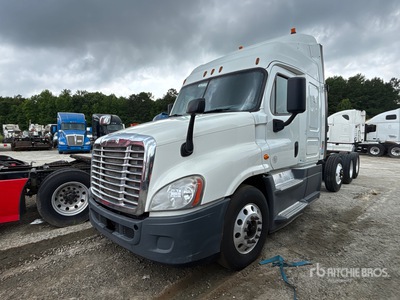 2017 Freightliner Cascadia 125 8x4 Tri/A Sleeper Truck Tractor (Inoperable)