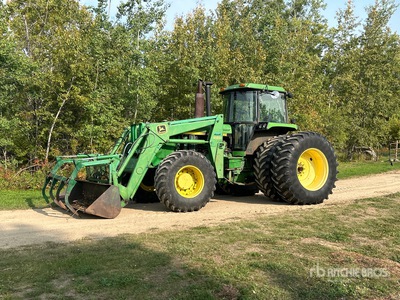 1990 John Deere 4555 2WD Tractor Agrícola