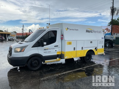 2015 Ford E-350 4x2 Service Truck