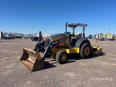 2018 John Deere 210L 4x4 جرافة تسوية الأراضي