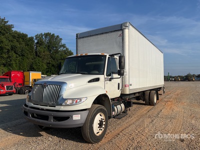 2016 International 4300 4x2 Van Truck