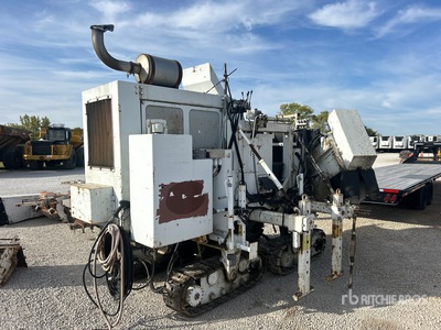 1996 Miller Formless M-1000 Curb and Gutter Machine