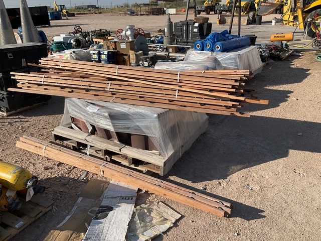 Quantity of (3) Pallets of Spanish Roof Tiles (Unused) Quantity of (3) Pallets of Spanish Roof Tiles (Unused)