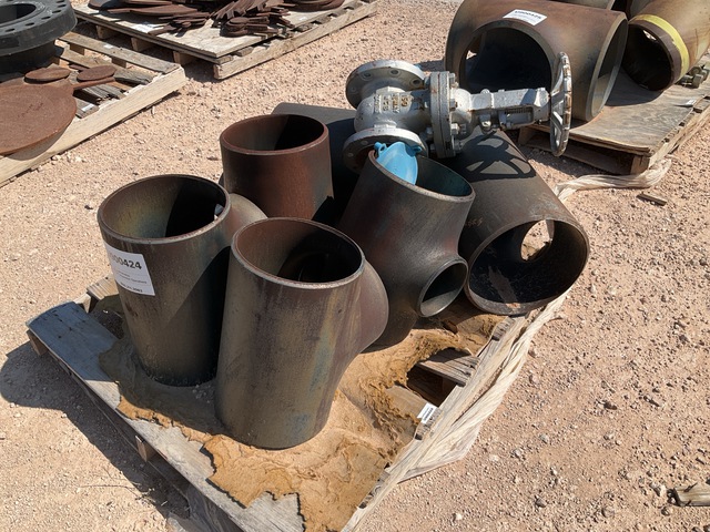Quantity of 10 in T Pipe Welding Fittings (Unused)