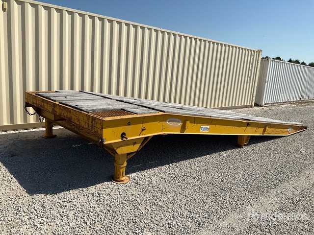 Ledwell 25 ft Loading Ramp | Ritchie Bros. Auctioneers