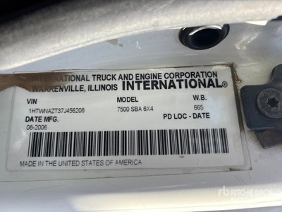 2007 International 7500 6x4 Camión Caja Abierta