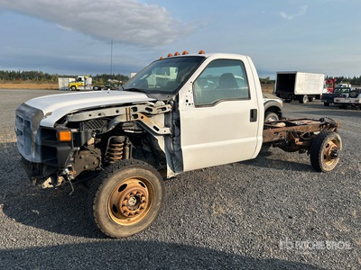 2008 Ford F-450 4x4 Cab and Chassis (Inoperable)