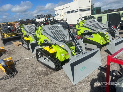 2025 STARVOX SV-480 Mini Compact Track Loader (Unused)