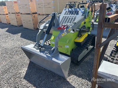 2025 STARVOX SV-480 Mini Compact Track Loader (Unused)