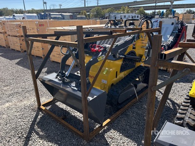 2025 STARVOX SV-480 Mini Compact Track Loader (Unused)