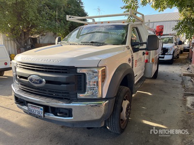 2019 Ford F-450 XL 4x2 Utility Truck
