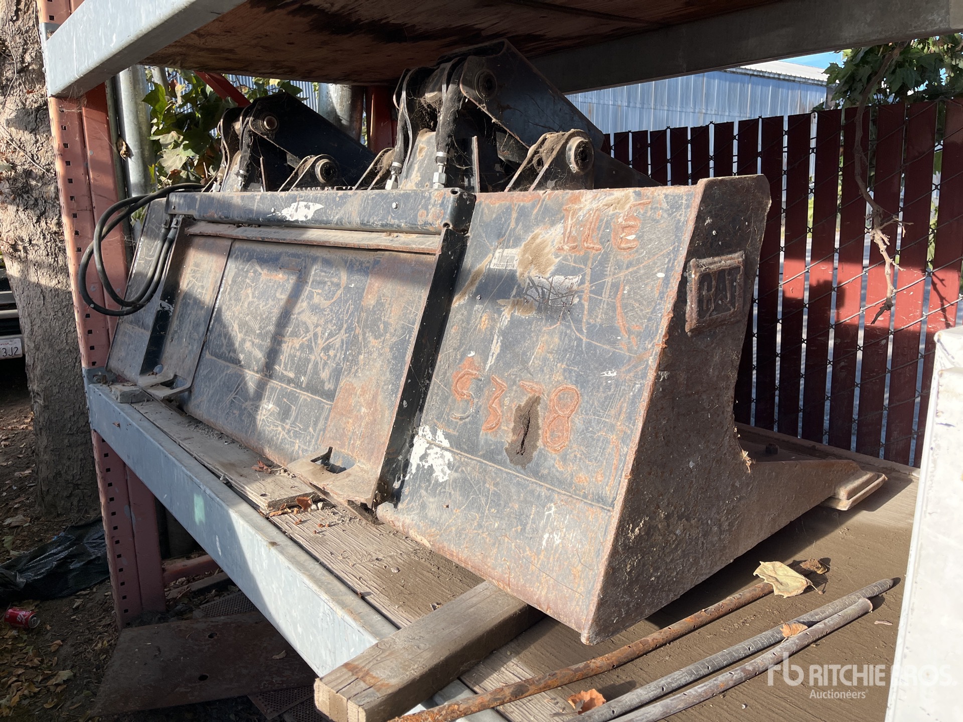 Cat 217-6229 Skid Steer Grapple Bucket