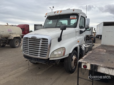 2013 Freightliner Cascadia 125 6x4 T/A Day Cab Truck Tractor (Inoperable)