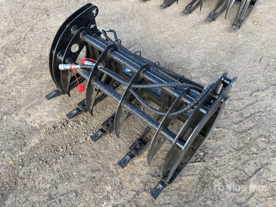 2025 GIYI GY-MCLG60 1100 mm Mini Skid Steer Root Rake (Unused)