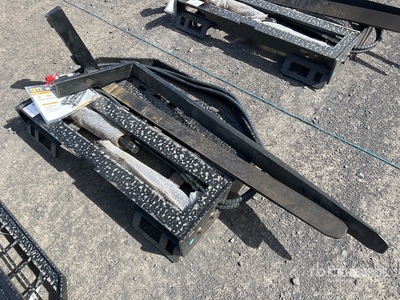 2025 GIYI GY-SF60 1500 mm Skid Steer Forks (Unused)