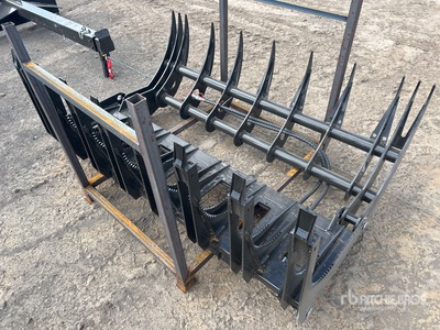 2025 GIYI GYCLG72 1800 mm Râteau à racines pour Skid Steer (Unused)