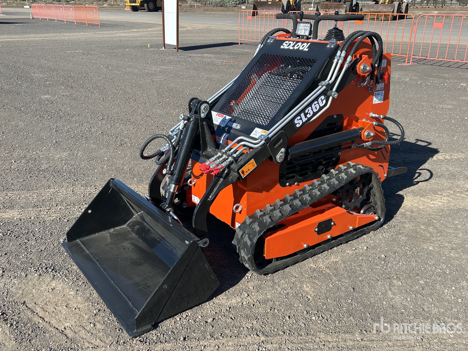 2025 SDLOOL SL36C Mini Kompaktowa ładowarka gąsienicowa (Unused)