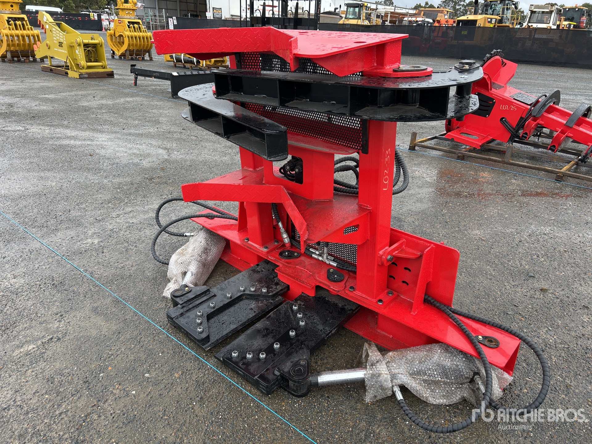 2025 GIYI GY-TS29 Skid Steer Tree Shear (Unused)