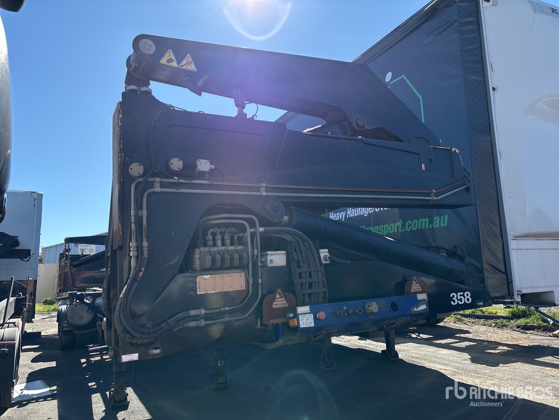 2015 Howard Porter Container Trailer