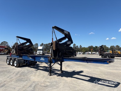 2015 Hammar 13.4 m Tri/A Side Loading Container Trailer