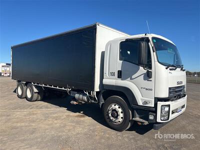 2022 Isuzu FVL 240-300 6x2 Curtain Side Truck
